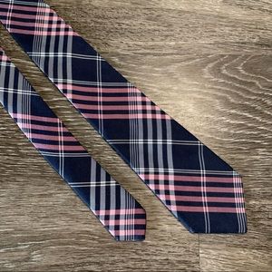 3/$27 Banana Republic 100% Silk Men’s Tie